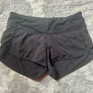 Lululemon Speed Up Low-Rise Lined Shorts 2.5"